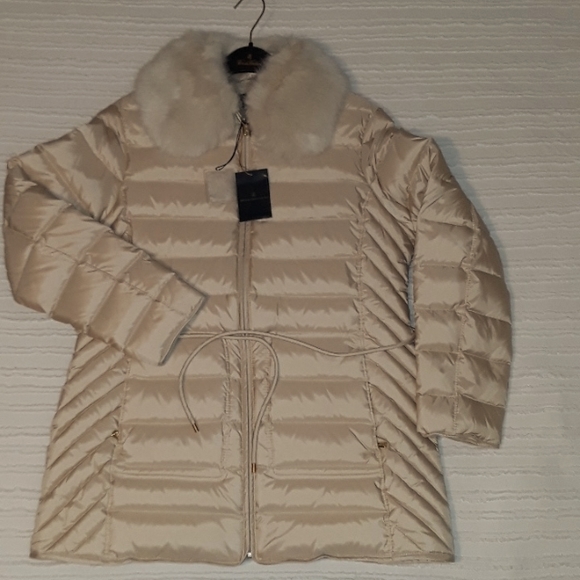 Georgeous Brooks Brothers Coat NWT Size L